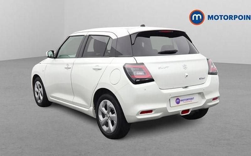 Used Suzuki Swift 82 HP (60 kW) 2025 White Hatchback