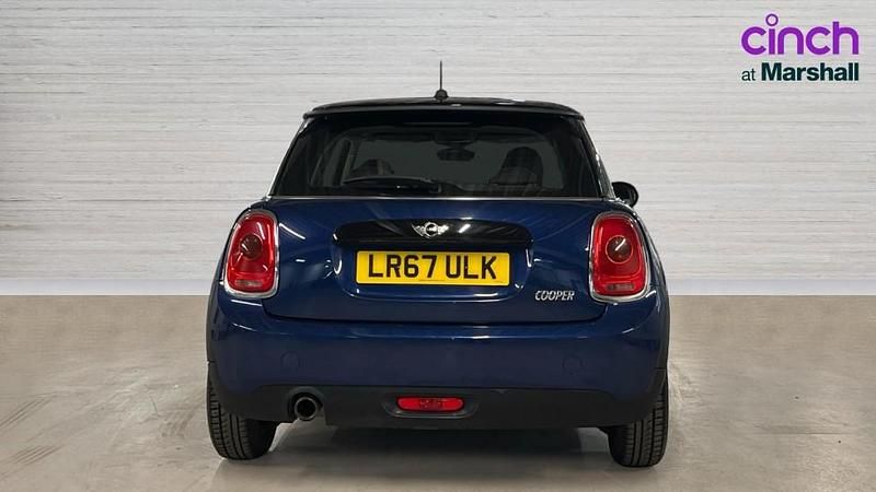 Usado Mini Cooper 136 CV (100 kW) 2017 Azul Utilitario