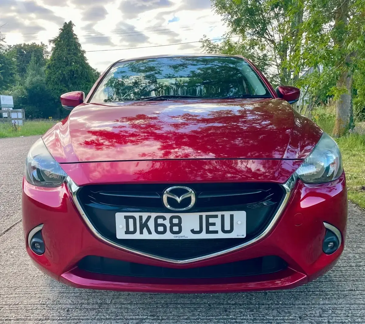 Used Mazda 2 Inclusive 90 HP (66 kW) 2018 Red Hatchback