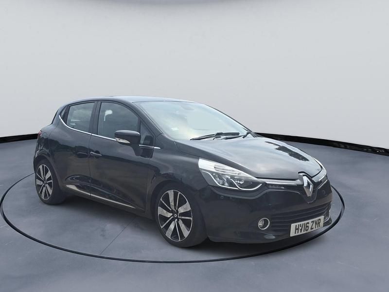 Black Used 2016 Renault Clio IV Dynamique Hatchback | £3,585 (Fair price) - Image 1/4