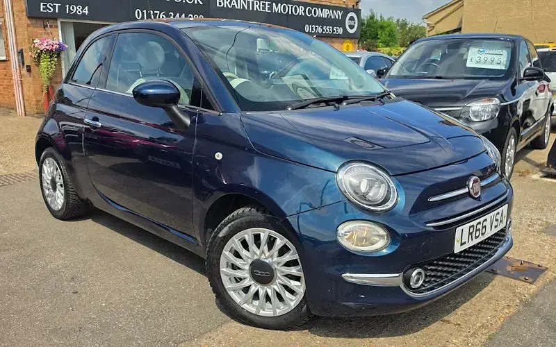 Used Fiat 500 Lounge 69 HP (50 kW) 2019 Hatchback
