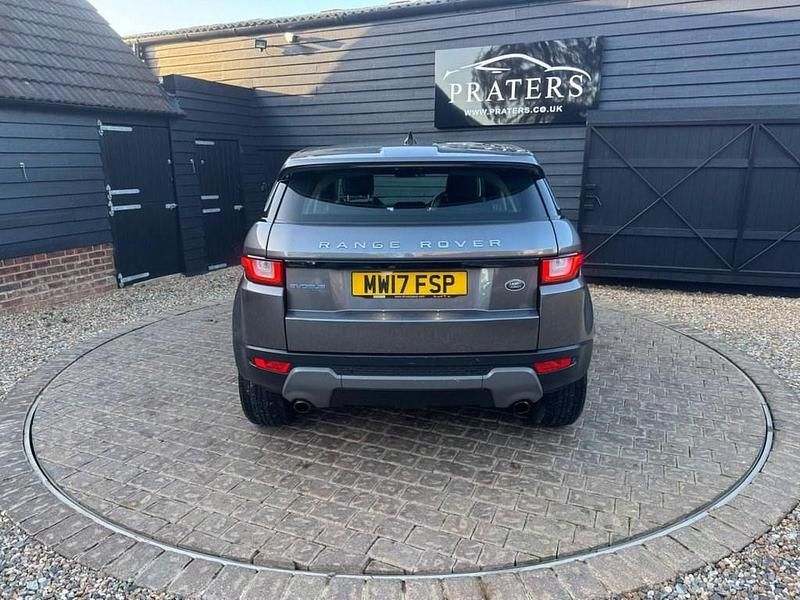 Begagnad Land Rover Range Rover evoque SE 150 HK (110 kW) 2017 Grå Kombi