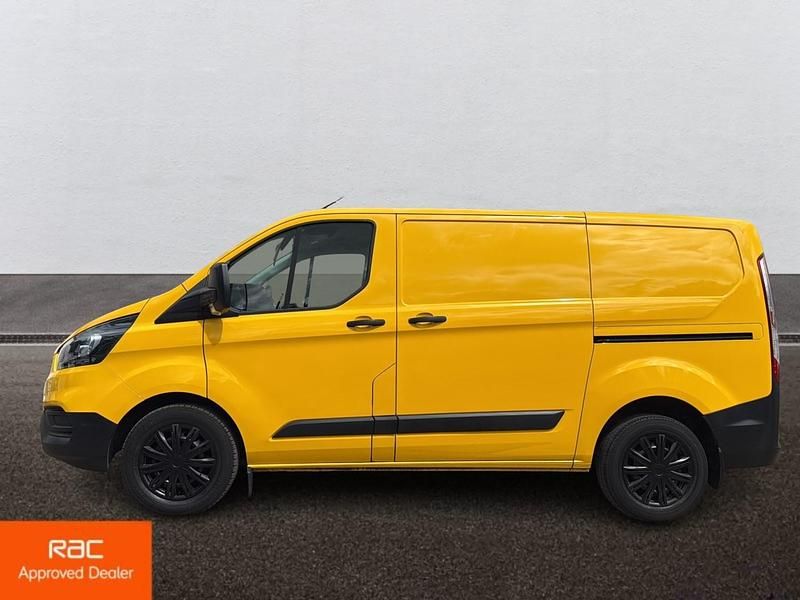 Used Ford Transit Custom 130 HP (95 kW) 2020 Yellow Van