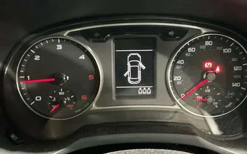 Used Audi A1 Sportback Sport 116 HP (85 kW) 2015 Red Hatchback