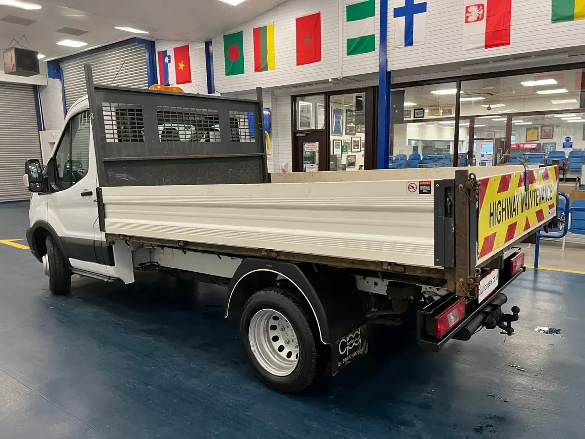 Used Ford Transit 130 HP (95 kW) 2019 White
