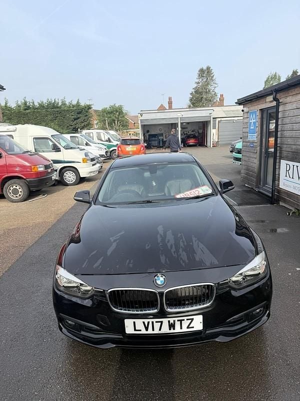Used BMW 320 2017 Black Sedan
