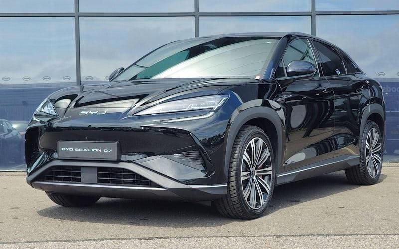 New BYD Sealion 7 Design 389 kW (530 HP) 2026 SUV