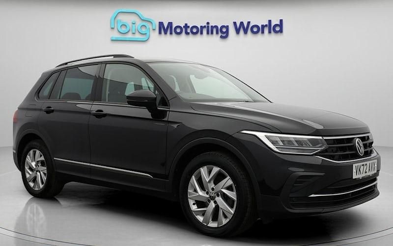 Used 2024 VW Tiguan Life SUV | £19,500 (Good price) - Image 1/4