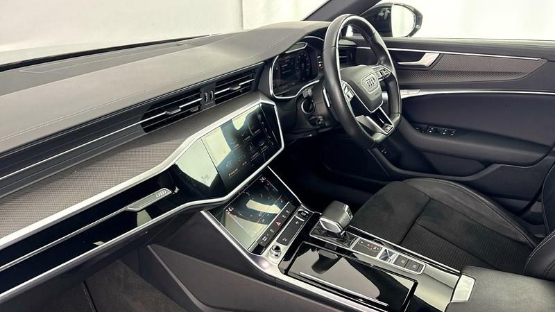 Used Audi A6 Black Edition 200 HP (147 kW) 2022 Grey Estate