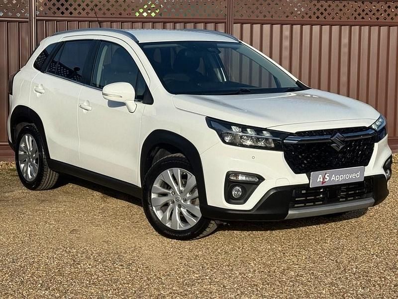 Used Suzuki SX4 2023 White Hatchback