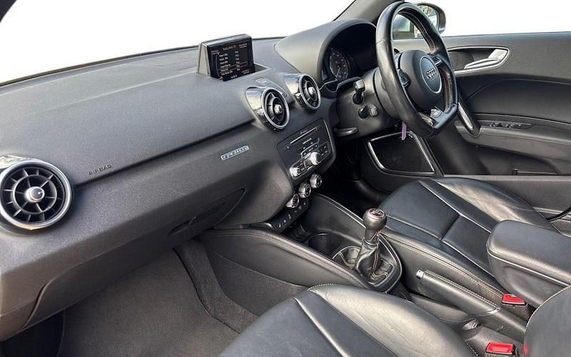 Used Audi S1 Sportback Design 231 HP (169 kW) 2017 Hatchback