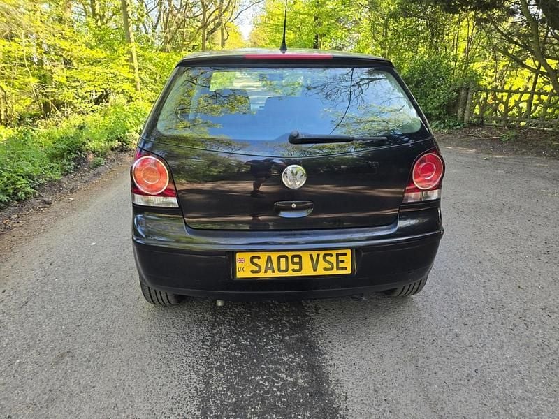 Used VW Polo Match 80 HP (58 kW) 2009 Black Hatchback