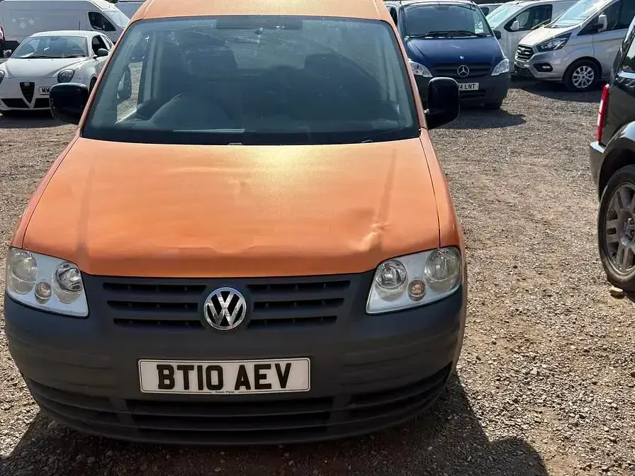 Used VW Caddy 104 HP (76 kW) 2010 White MPV