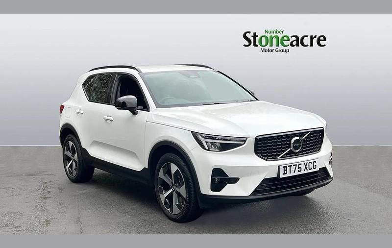 Used Volvo XC40 Plus 194 HP (142 kW) 2025 White SUV