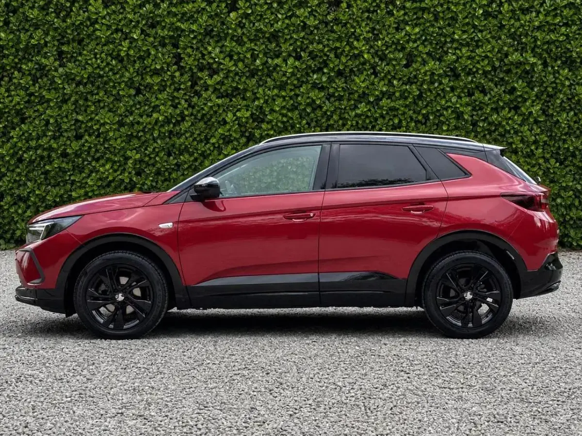 Used Vauxhall Grandland X GS Line 128 HP (94 kW) 2022 Red SUV
