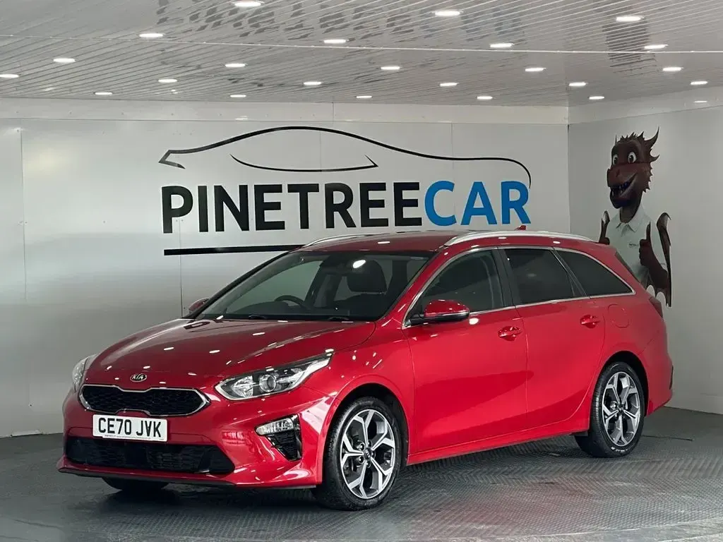 Used Kia Ceed Sportswagon 138 HP (101 kW) 2020 Red Estate