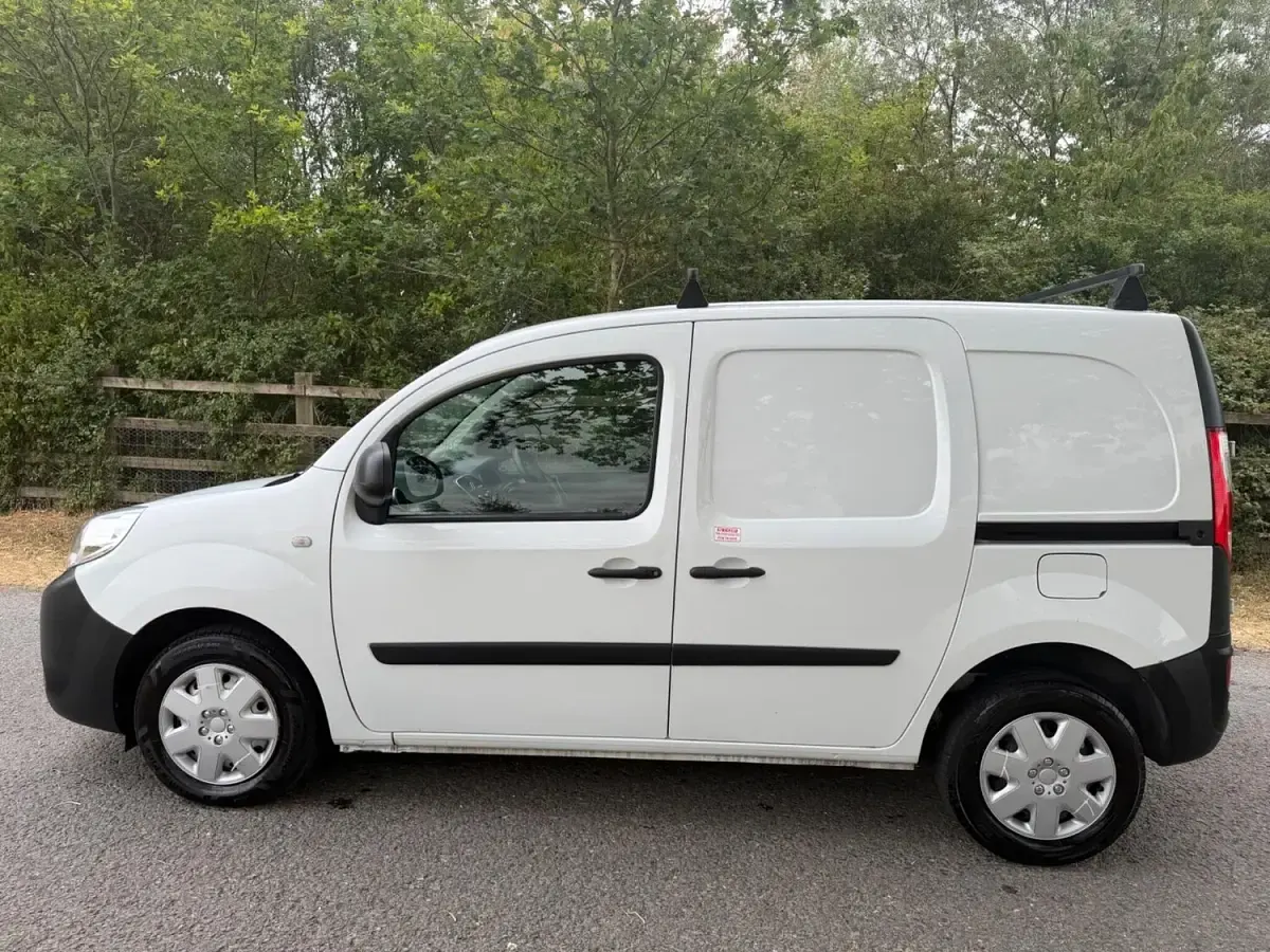 Used Renault Kangoo Business 2021 White MPV