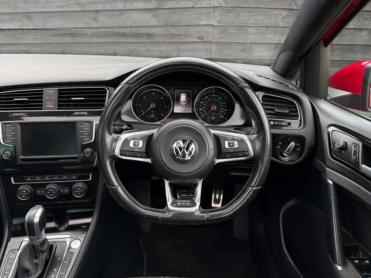 Used VW Golf VII GTD 2016 Red Hatchback