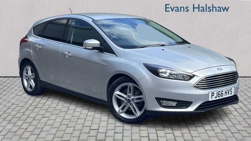 Silver Used 2016 Ford Focus Zetec Hatchback | £6,700 (Fair price) - Image 1/4