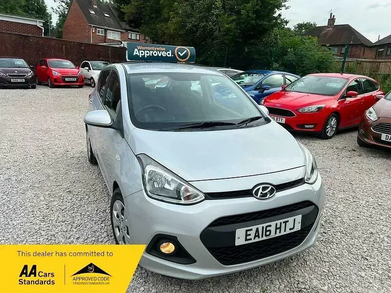 Used Hyundai i10 SE 2016 Silver Hatchback