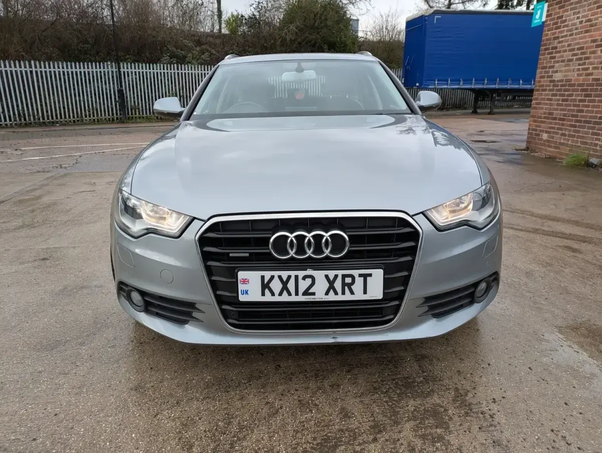 Begagnad Audi A6 245 HK (180 kW) 2012 Grå Kombi