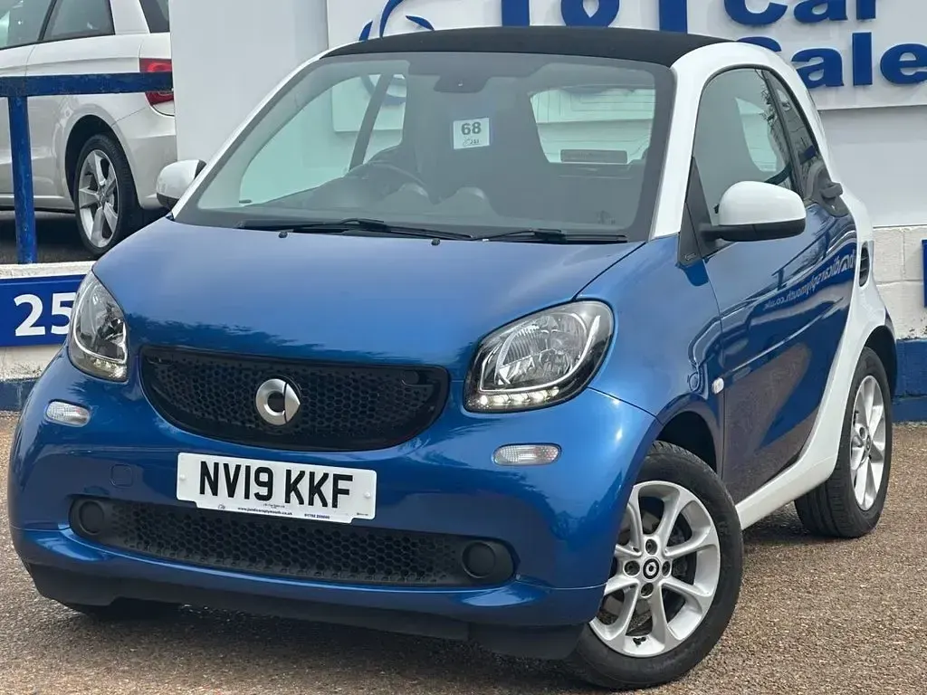 Used Smart ForTwo Coupé Passion 71 HP (52 kW) 2019 White Coupe