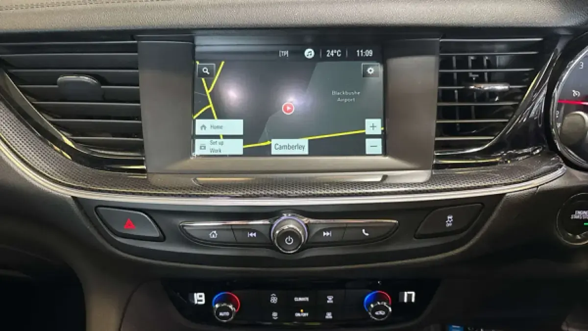Used Vauxhall Insignia SRi 165 HP (121 kW) 2019 Grey Hatchback