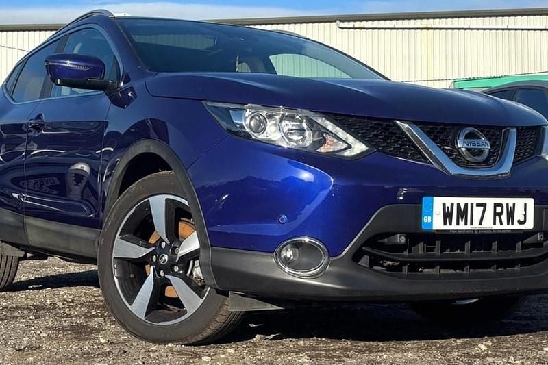 Blue Used 2017 Nissan Qashqai N-Connecta SUV | £9,495 (Super price) - Image 1/1
