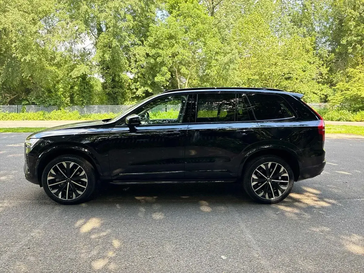 Used Volvo XC90 Ultra 455 HP (334 kW) 2025 Black SUV