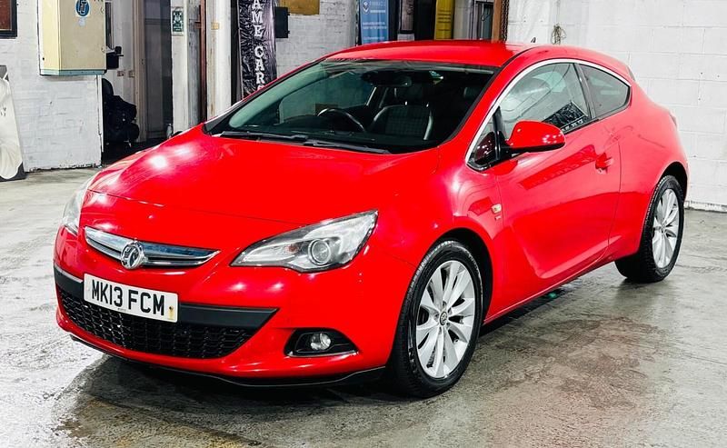 Used Vauxhall Astra GTC SRi 2013 Red Hatchback