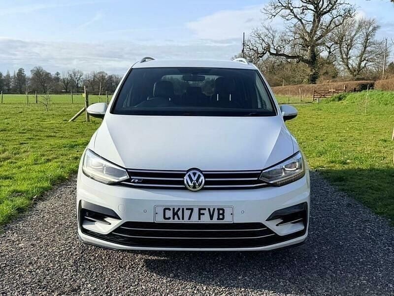 Used VW Touran R-line 150 HP (110 kW) 2017 White MPV