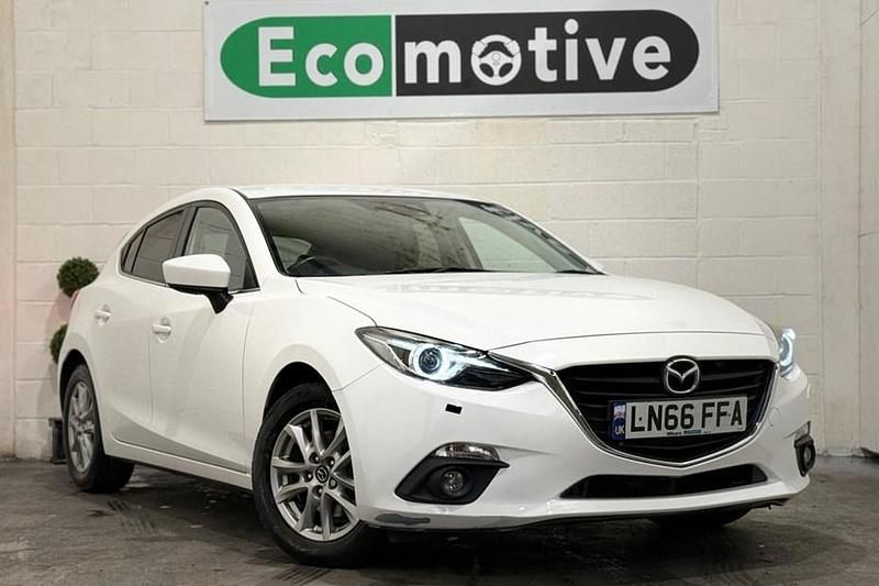 White Used 2016 Mazda 3 Hatchback | £9,495 (Fair price) - Image 1/1