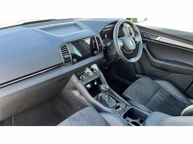 Used Skoda Karoq SE L 110 HP (80 kW) 2024 Graphite grey metallic SUV