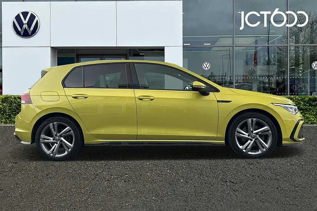 Used VW Golf VII 150 HP (110 kW) 2021 Hatchback