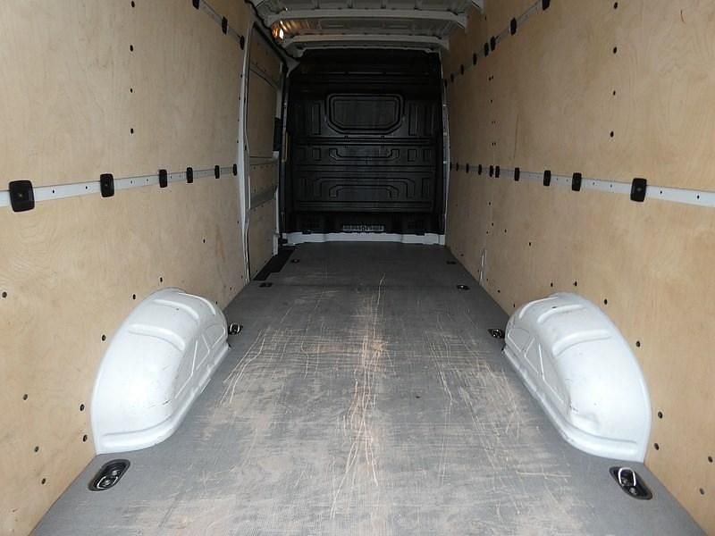 Used VW Crafter Trendline 140 HP (102 kW) 2022 White Van