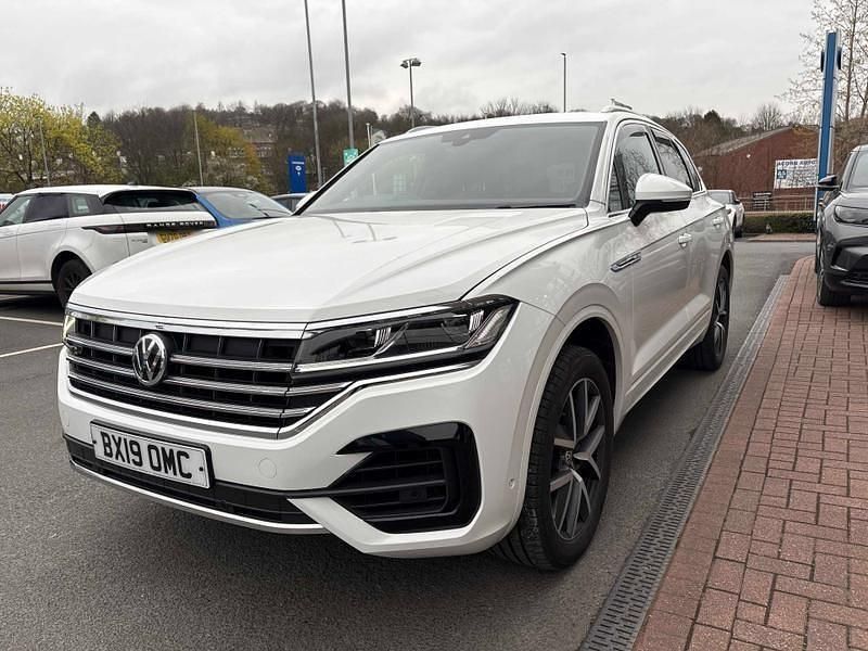 Used VW Touareg R-line 2019 Pure white SUV