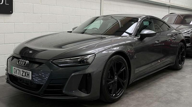 Used Audi e-tron GT quattro 494 kW (673 HP) 2021 Grey Sedan
