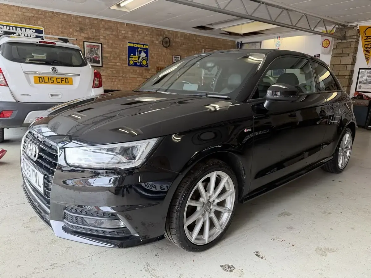 Used Audi A1 S-Line 116 HP (85 kW) 2015 Black Hatchback