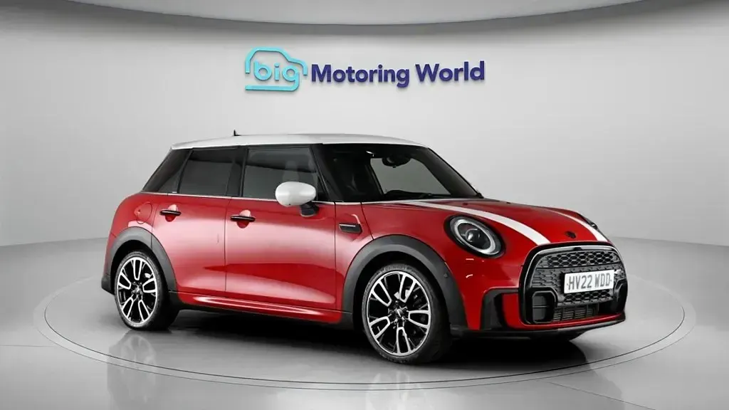 Używany Mini Cooper Hatch 136 KM (100 kW) 2022 Czerwony Hatchback