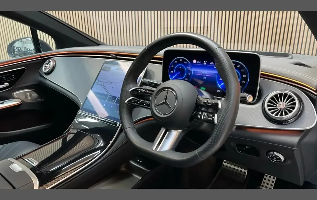 Used Mercedes EQE350 AMG line 214 kW (292 HP) 2025 Manufaktur paint manufaktur opalite white bright Sedan
