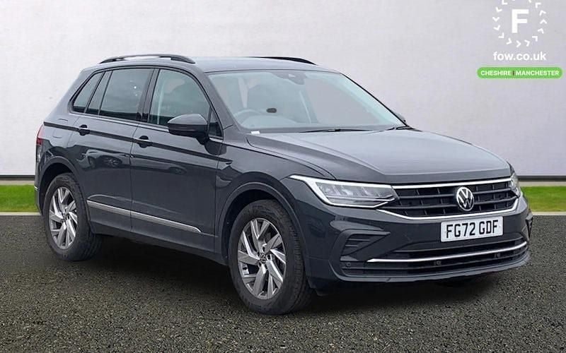 Używany VW Tiguan Life 131 KM (96 kW) 2022 SUV