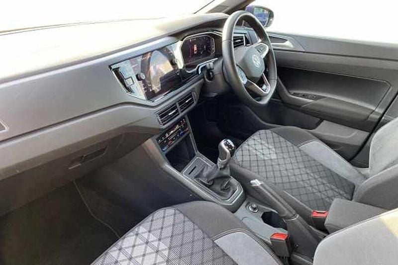 Image 2/4