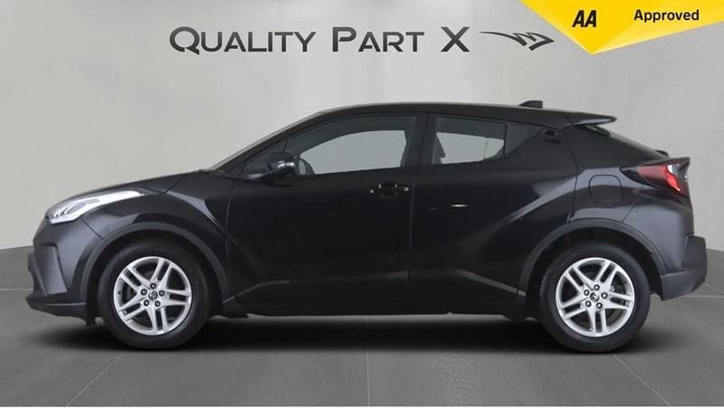 Used Toyota C-HR 122 HP (89 kW) 2023 Black SUV