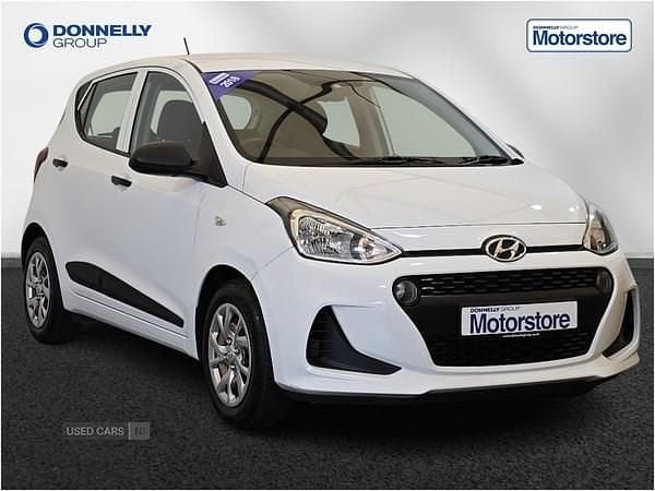 White Used 2018 Hyundai i10 Hatchback | £6,995 (Good price) - Image 1/4