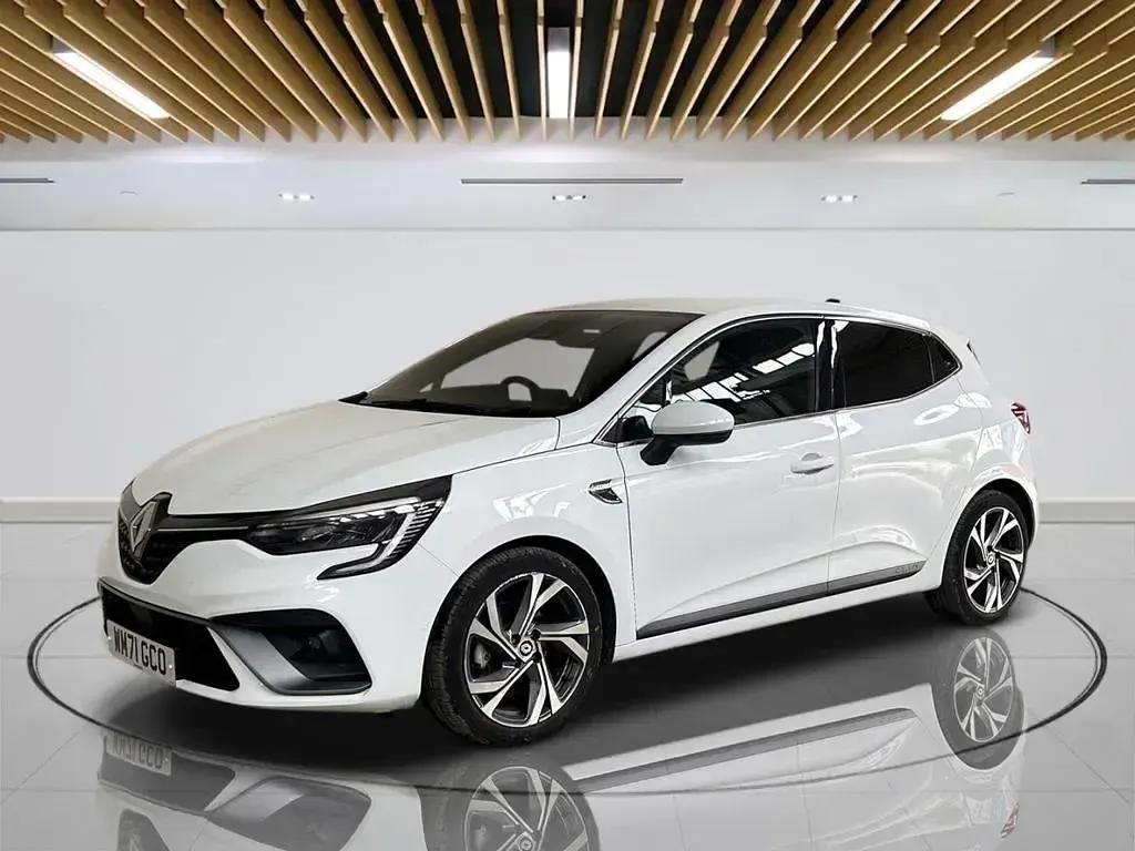 Used Renault Clio RS Line 140 HP (102 kW) 2021 White Hatchback