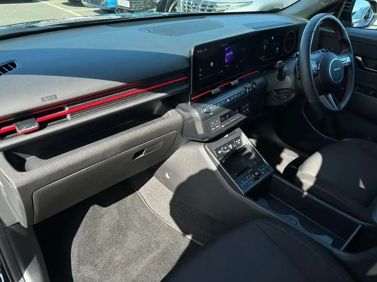 Second-hand Hyundai Kona N Line 129 CP (94 kW) 2025 Negru SUV