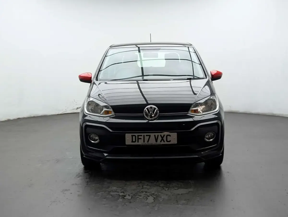 Usado VW up! high up! 90 HP (66 kW) 2017 Preto Citadino