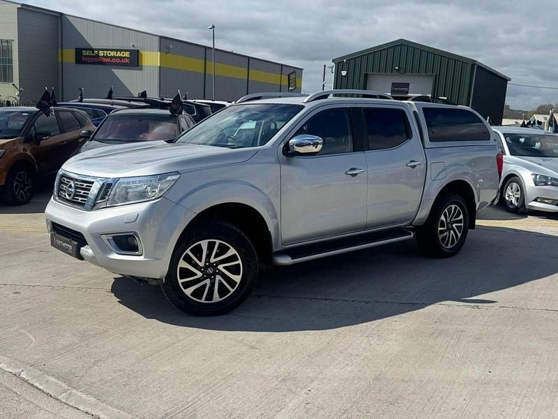 Used Nissan Navara Tekna 2017 Silver Pickup