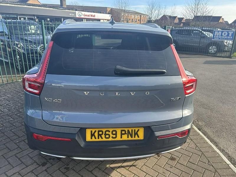 Used Volvo XC40 Inscription 2019 Grey SUV
