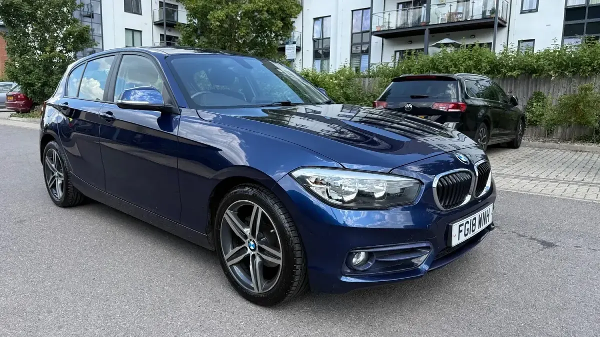 Used BMW 116 Sport Line 2018 Blue Hatchback